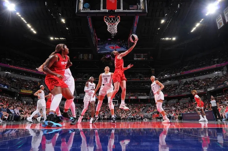 开云APP-C9险胜LGD，Lehends极限生还后反打焦点之战八强赛，成为赛场最大亮点的简单介绍