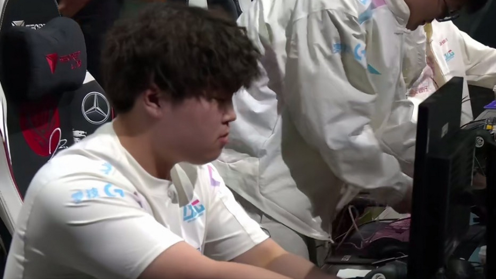 NS力克BLG,Xiaohu开启传奇时刻强强对话淘汰赛,引爆全场热议 NS力克BLG,Xiaohu开启传奇时刻强强对话淘汰赛,引爆全场热议