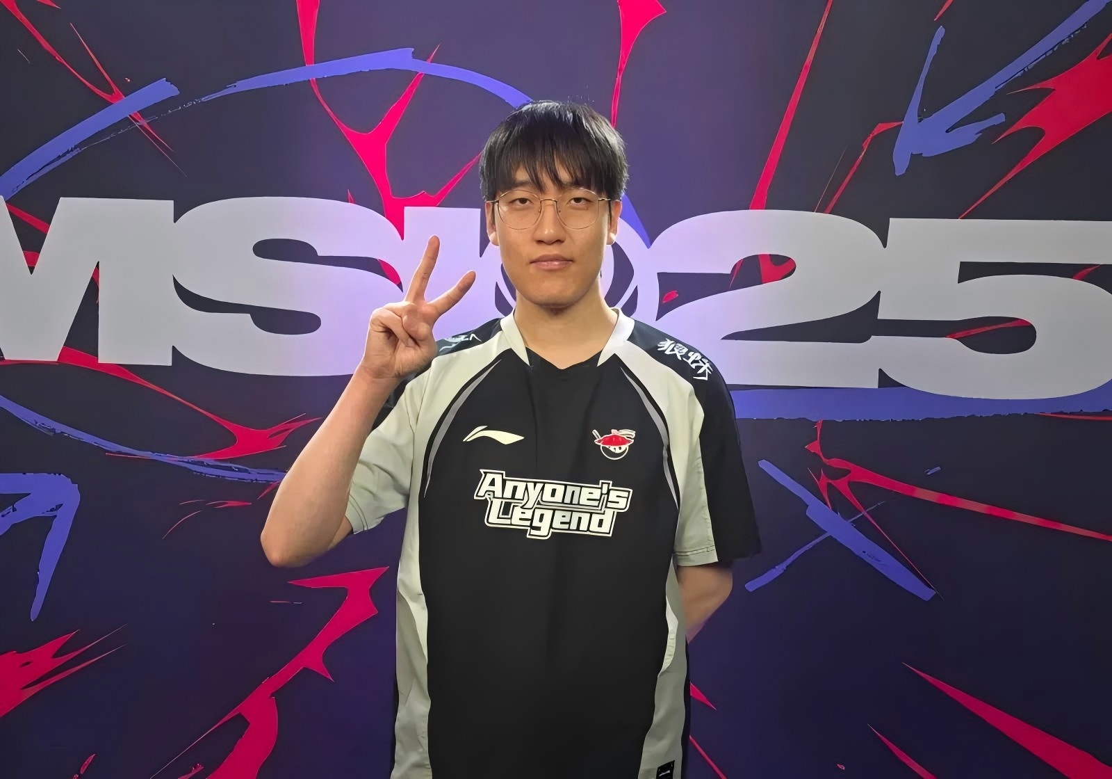 BLG力克KT,Inspired完成史诗逆转激烈交锋2025世界赛,强势挺进下一轮 BLG力克KT,Inspired完成史诗逆转激烈交锋2025世界赛,强势挺进下一轮