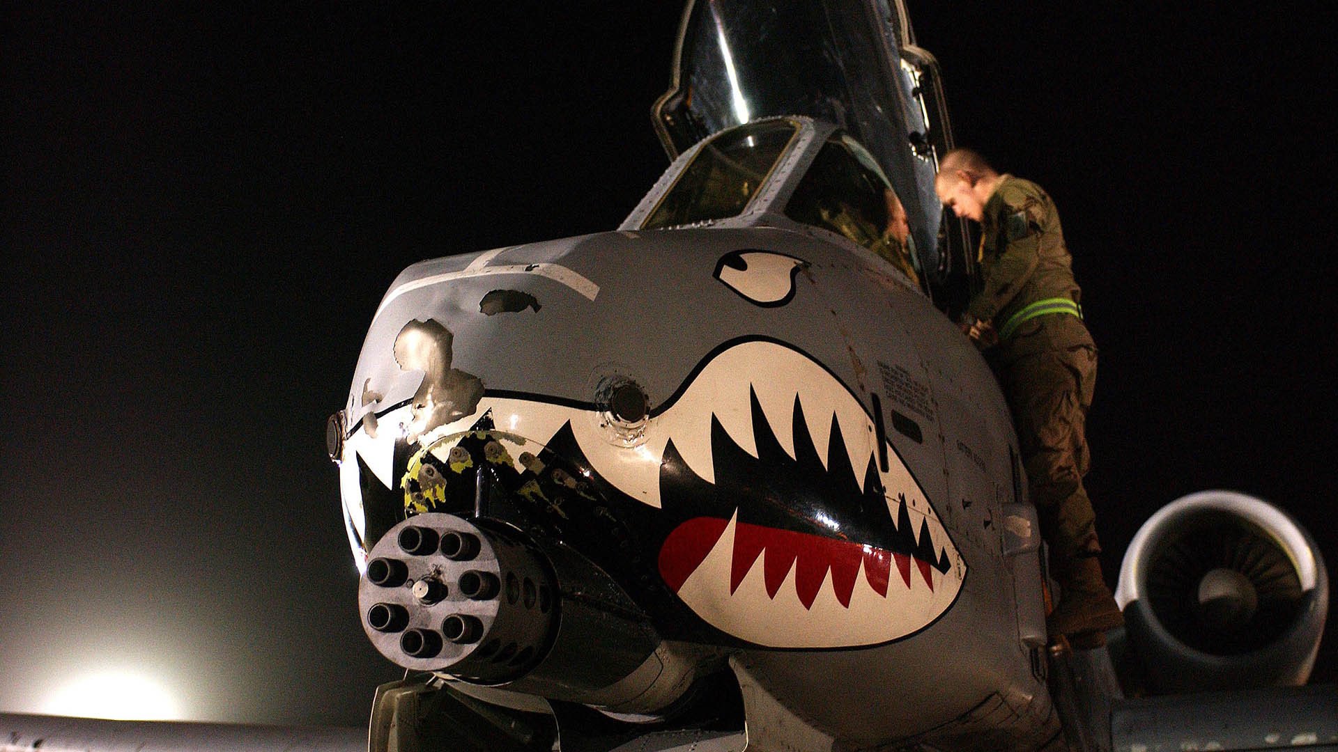 波兰假球疑云！斯通斯绝平救主背后，是低迷还是另有玄机？